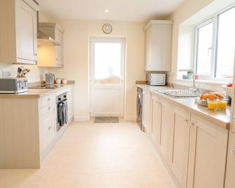 Mawnog Fach - Bala - Kitchen