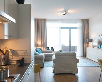 Apartment in Scheveningen Harbor Views - Den Haag - Huiskamer