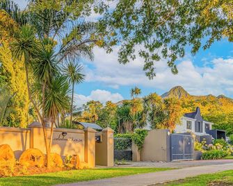 Caledon 23 Country House - George - Näkymät ulkona