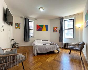 2-Bedroom Apartment in the Bronx and Pet Friendly - Bronx - Bedroom