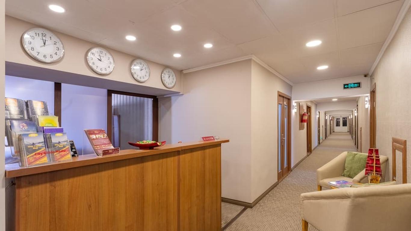 Club Hotel Dostuk