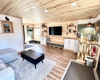 Kenny Lake Getaway - Gateway to Valdez / Kennicott / McCarthy / Copper River - Copper Center - Вітальня