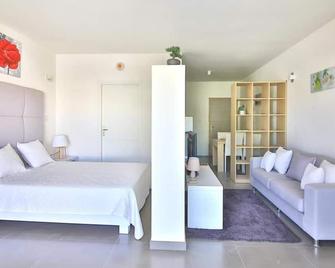 Aparthotel Rigaud By Altissimo - Studio 109 - Rigaud - Bedroom