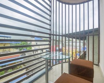 OYO 15982 Hotel Samrat Palace - Khopoli - Balcony
