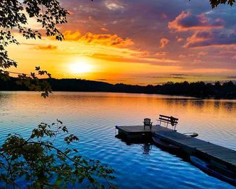 Zenitude 2 waterfront cottage - Saint-André-Avellin - Outdoors view