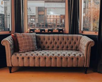 4 Friends House - אדינבורו - טרקלין