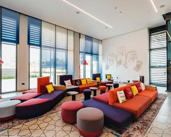 Hampton by Hilton Dubai Al Seef - Dubái - Lounge