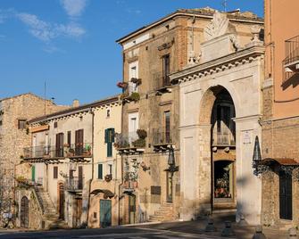 Asso Asso - Guardiagrele - Building