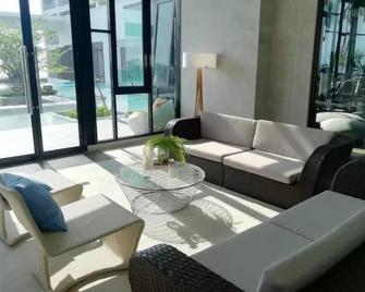 5 Star Luxury 1br - Jomtien Beach - Bang Lamung - Living room