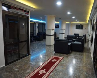 Hotel Zelis - Arcila - Sala de estar