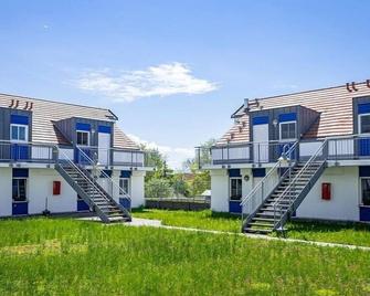 Apartment House Arkona Vitte Only Approx. 200m To The Beach, Wlan, 2-4 Persons - Hiddensee