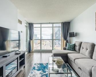Yonge Street Downtown Toronto Condos - Toronto