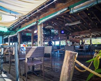 Roland Martin Marina and Resort - Clewiston - Restaurant