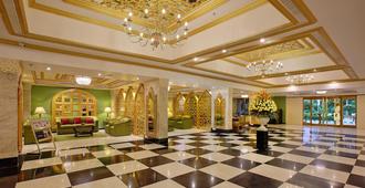 Hotel Clarks Shiraz - Agra - Resepsjon