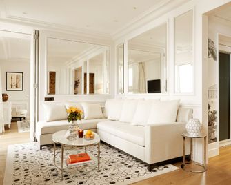 Grand Hotel Du Palais Royal - Paris - Quarto