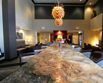 Hampton Inn & Suites Grand Forks - גרנד פורקס - לובי