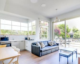 Carmel Boutique Apartments - Haifa - Wohnzimmer