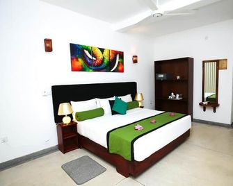Celestial Inn - Mirissa - Bedroom