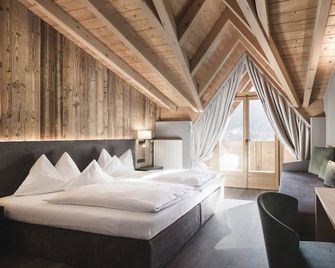 Hotel Alpenhof - Ulten - Schlafzimmer