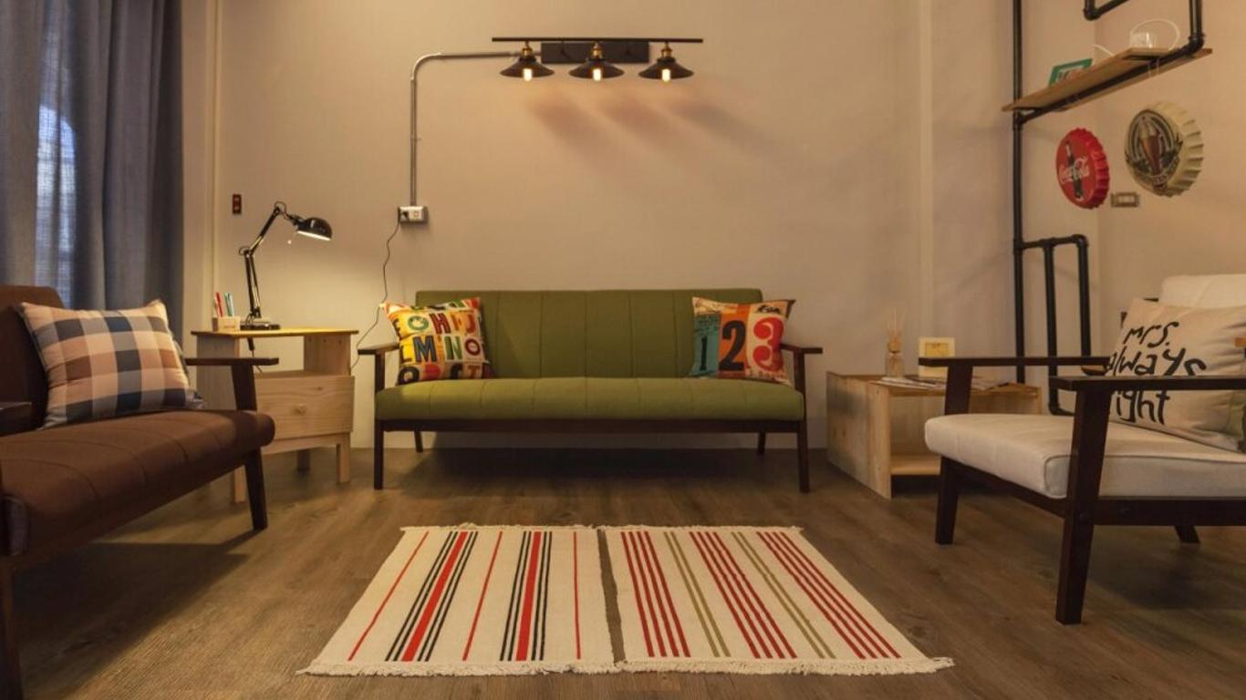 Cozy House Hostel