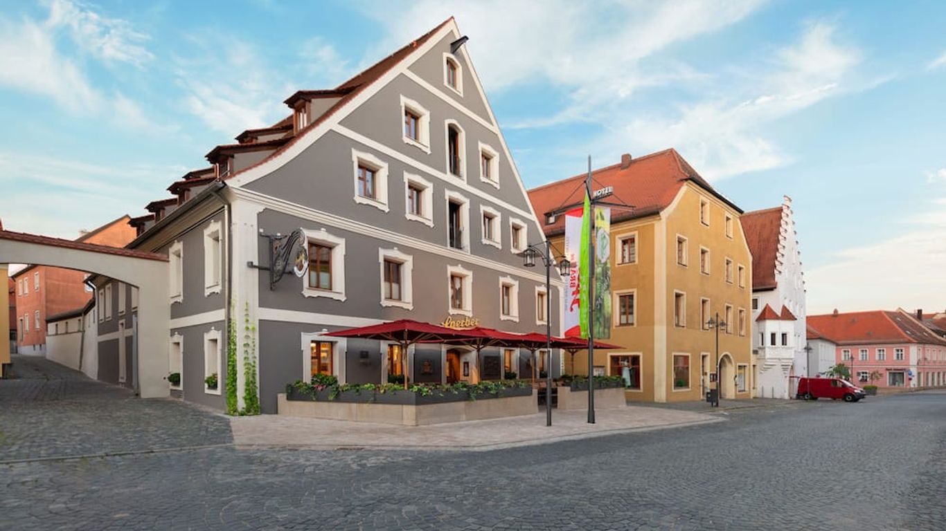 Sperber Bräu - 3-Sterne-Superior Hotel mit Gasthof und eigener Brauerei - kein Ruhetag