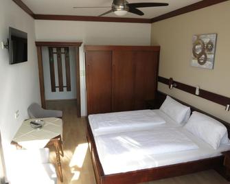 Pension Lang - Frauenkirchen - Camera da letto