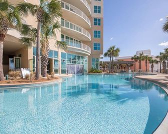 Beachfront 3bdr Condo. Aqua Resort By Pier Park - Panama City Beach - Pool