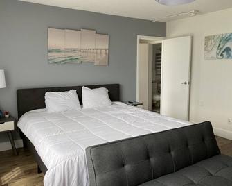 Upscale 1 Bedroom in Gadsden, AL - Gadsden - Bedroom