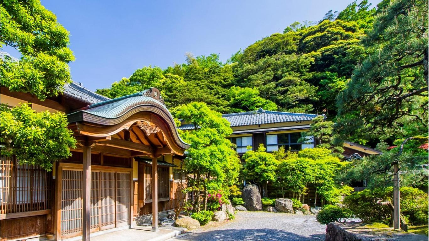 Yutoya Ryokan