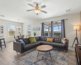 The Haven at Solterra Resort by Shine Villas 523 - Davenport - Sala de estar