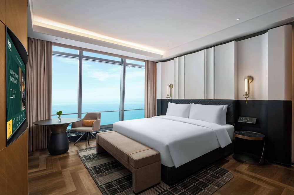 Grand Madison Qingdao Harbour View Central