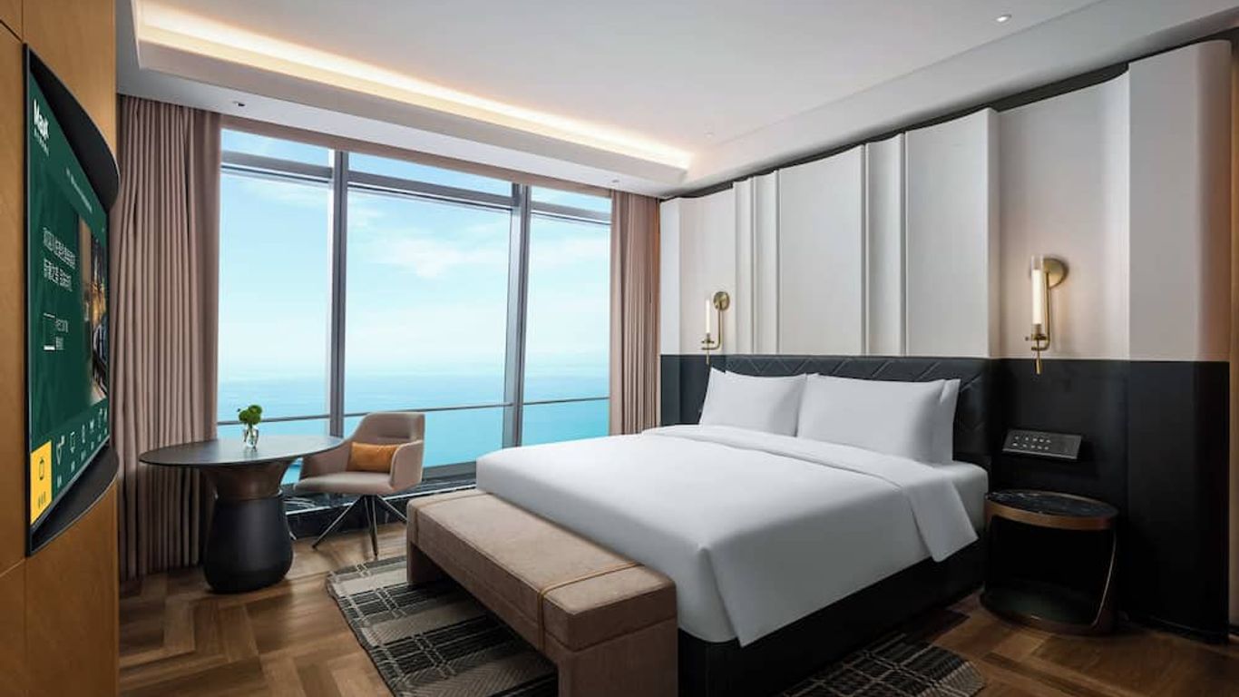 Grand Madison Qingdao Harbour View Central