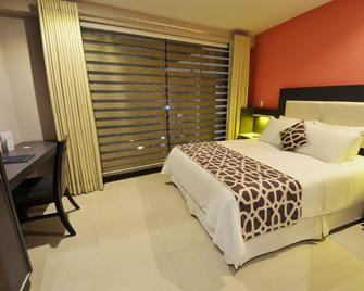 Hotel Camino Plaza - Cochabamba - Bedroom
