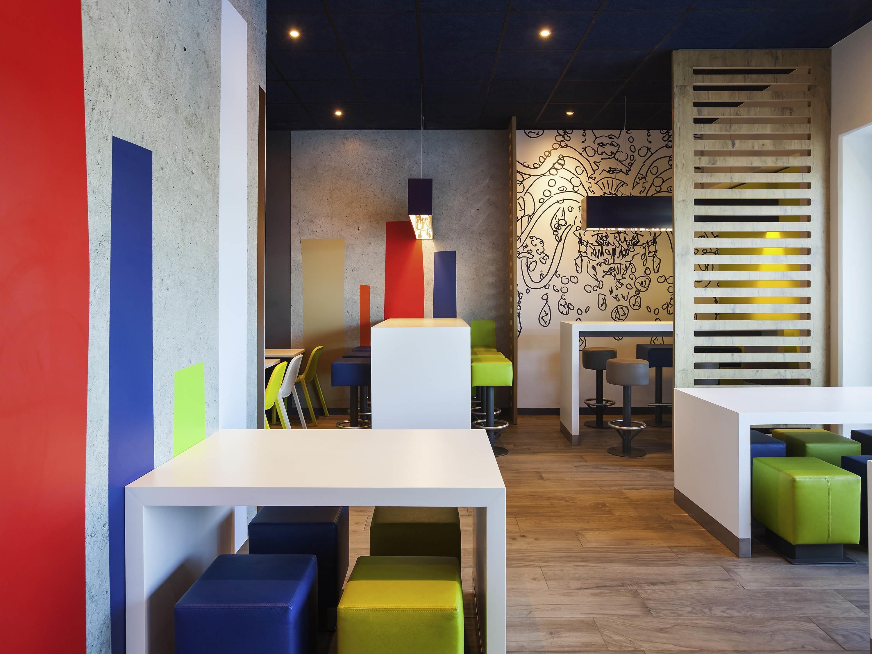 ibis budget Mulhouse Centre Gare thumbnail 3