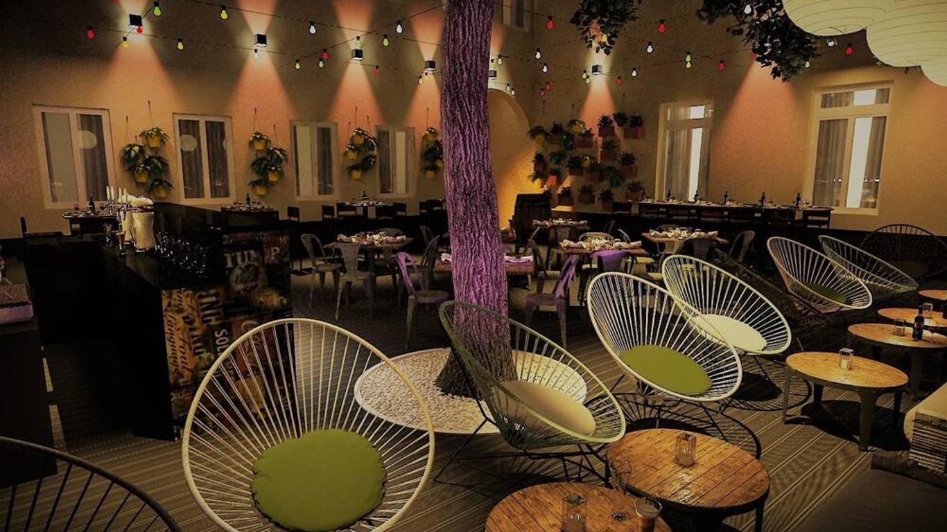 Downtown Boutique Hostel