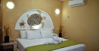 Hotel Real Azteca - Chetumal - Schlafzimmer