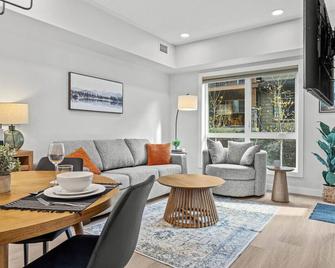 Mtn Views | Outdoor Pool & Hot Tub | Corner Condo - Dead Man's Flats