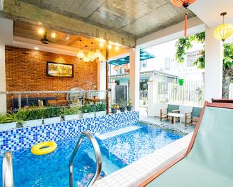 Hoi An Heart Lodge - הוי אן - בריכה