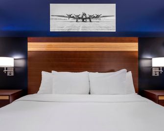 Avion Inn Near Lga Airport, An Ascend Collection Hotel - Queens - Bedroom