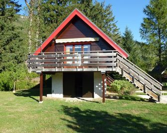 Chalet in Lans-en-Vercors, winter and summer leisure - Lans-en-Vercors - Bâtiment