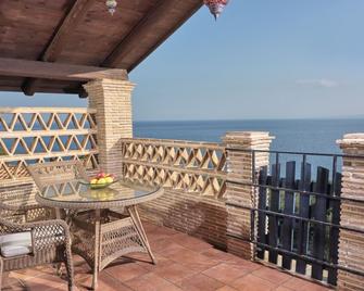 Diamond Suites - Vasilikos