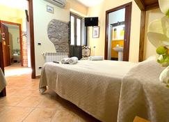Vico Tauro House - Taormina - Bedroom