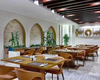 DoubleTree by Hilton Doha - Al Sadd - Doha - Restoran