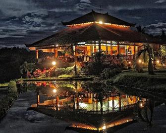 Puri Mangga Sea View Resort And Spa - Buleleng - טרקלין