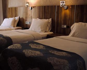 Crystall Hotel - Van - Bedroom