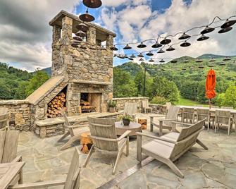 Cold Mountain Reflections Cabin with Game Room! - Canton - Patio