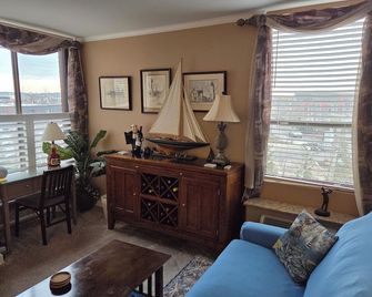 Beautiful Condo - Water View Near City Dock - Annapolis - Stue