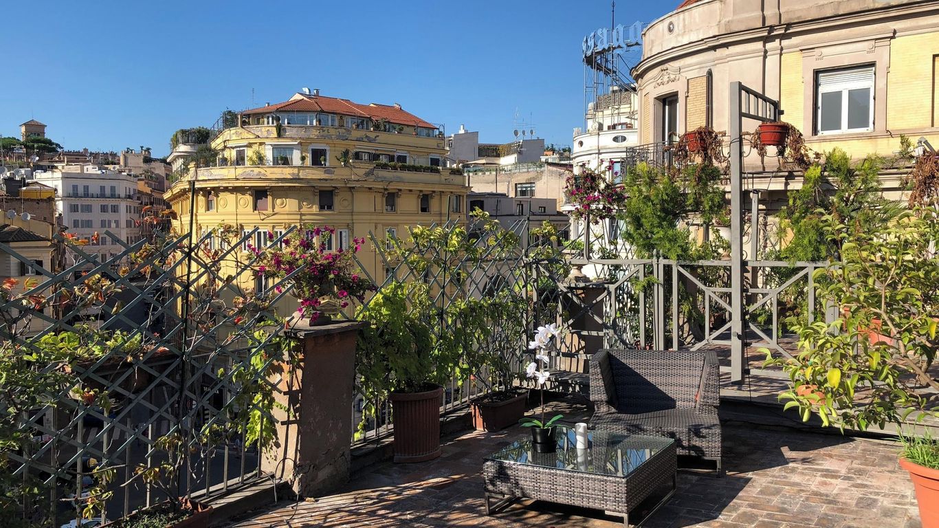 Giuturna Boutique Hotel