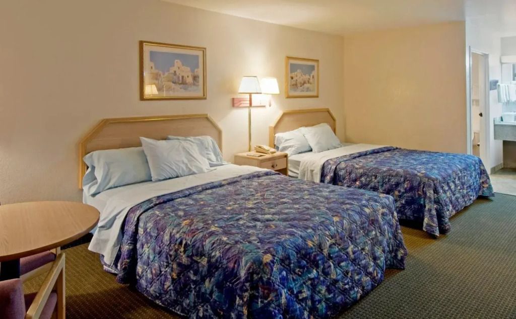 Americas Best Value Inn - Phoenix, Az - Phoenix - Bedroom