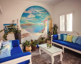Cyclades Hotel - Karterados - Wohnzimmer